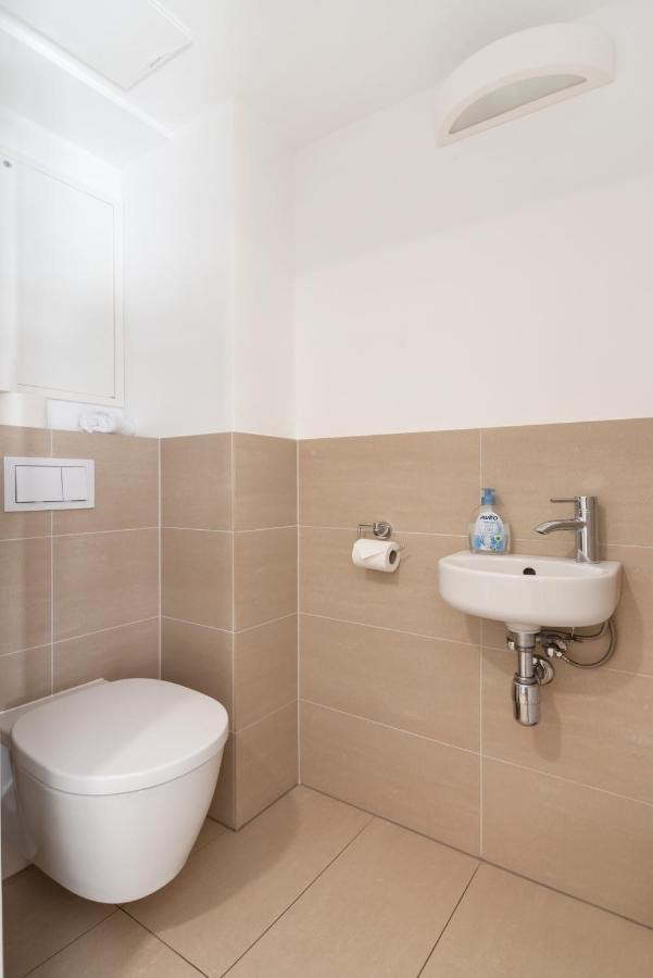 Immersed Into Vienna'S City Life And Yet A Retreat, Minimum 30 Nights Exterior photo